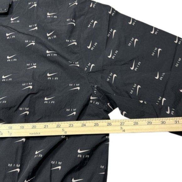 Nike Air Unisex Black 1/4 Zip Cropped Water repellent Jacket Size XL DV8066-010 - Picture 6 of 8